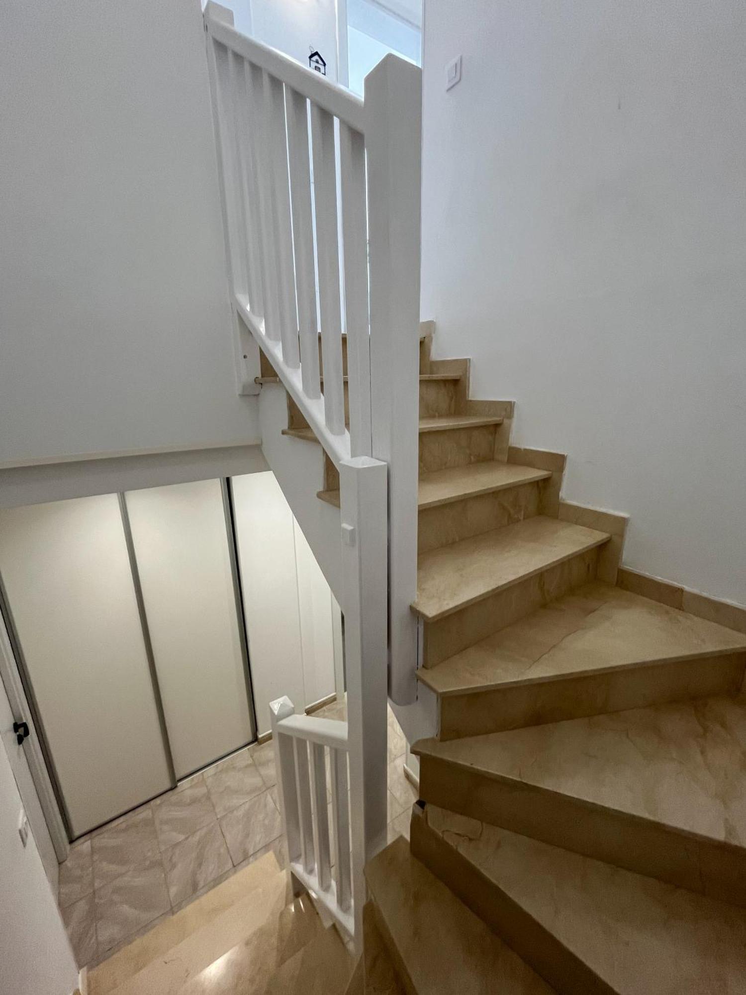 Apartment Beautiful Near The Sea In *
