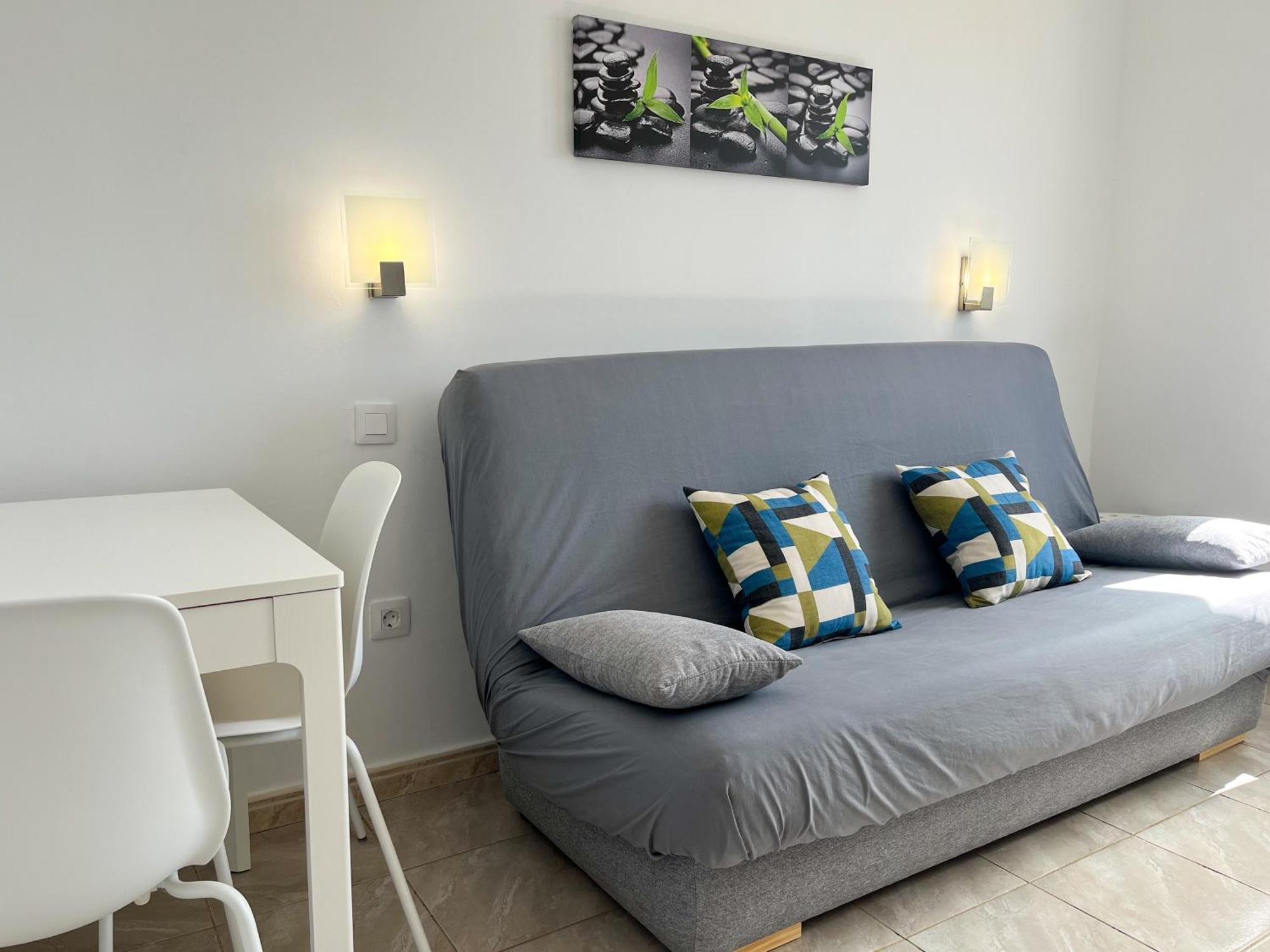 Beautiful Near The Sea In Apartment *